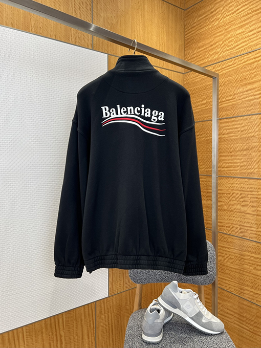 バレンシアガ Balenciaga 刺繍ロゴ入りジップアップジャケット