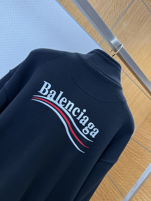 バレンシアガ Balenciaga 刺繍ロゴ入りジップアップジャケット