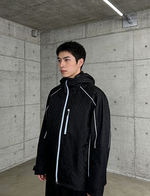 グッチブランドスーパーコピー モノグラム柄のカラーブロックジップアップフード付きジャケット