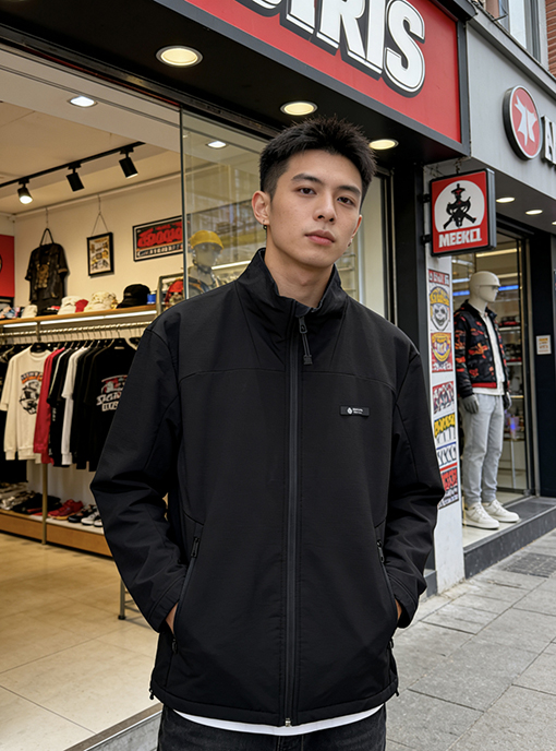 プラダ タグ付き機能性ジャケット