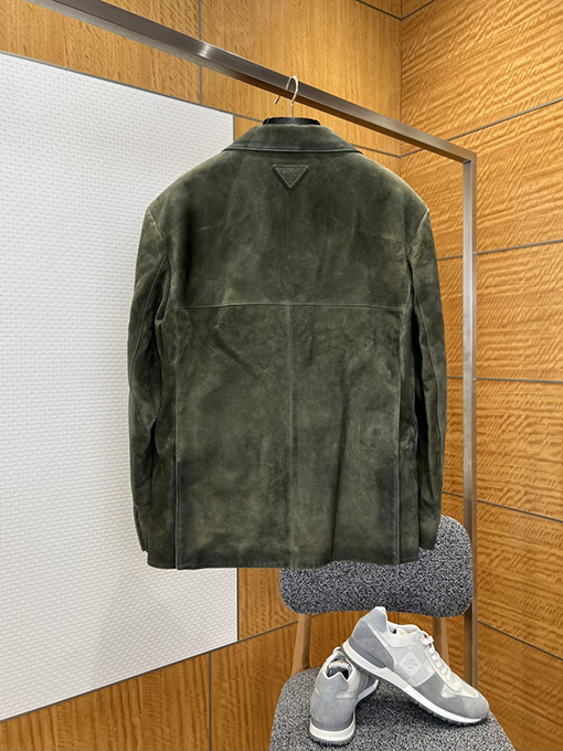 プラダブランドコピー スエードのカジュアルスーツジャケット