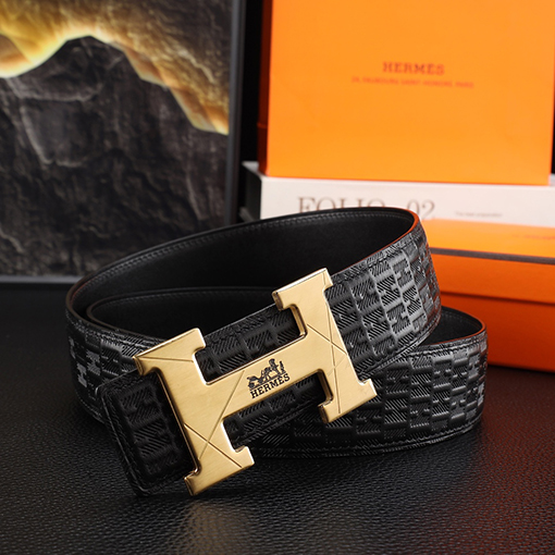 エルメス 新モデルメンズパンチングベルト