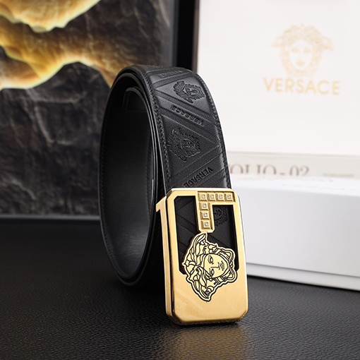 ヴェルサーチ 新モデルクラシックなメンズパンチングベルト