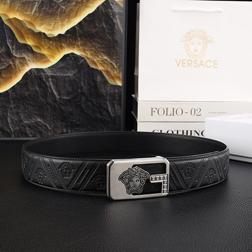 ヴェルサーチ 新モデルクラシックなメンズパンチングベルト