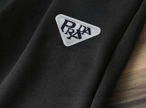 プラダ PRADA 新モデル人気のフード付きスウェットシャツとパンツのセット