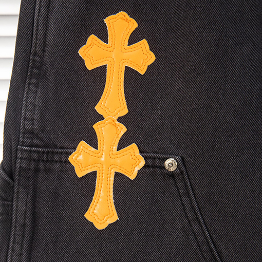 クロムハーツブランドコピー ウォッシュを施した新しいブラックレザーのロガーヘッドクロスパッチワークワークジーンズ