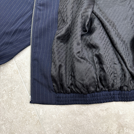 アクネストゥディオズスーパーコピー ストライプ柄のリボン刺繍入りジャケット