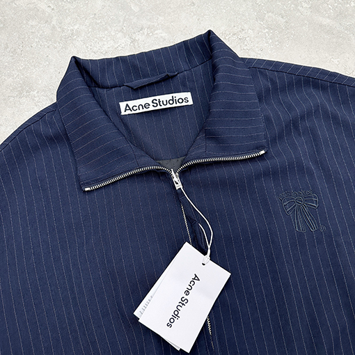 アクネストゥディオズスーパーコピー ストライプ柄のリボン刺繍入りジャケット