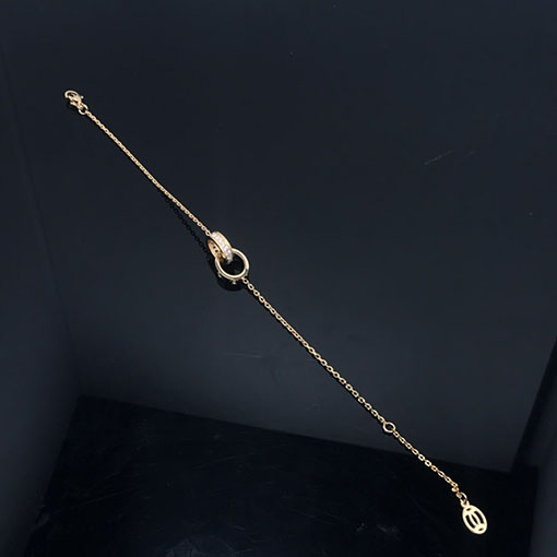 カルティエコピー クラシックなダブルリングダイヤモンドブレスレット