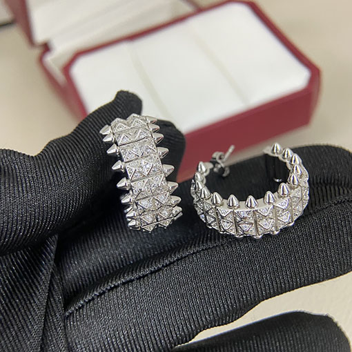 カルティエ 新作のダブルロウフルダイヤモンドスタッドピアス