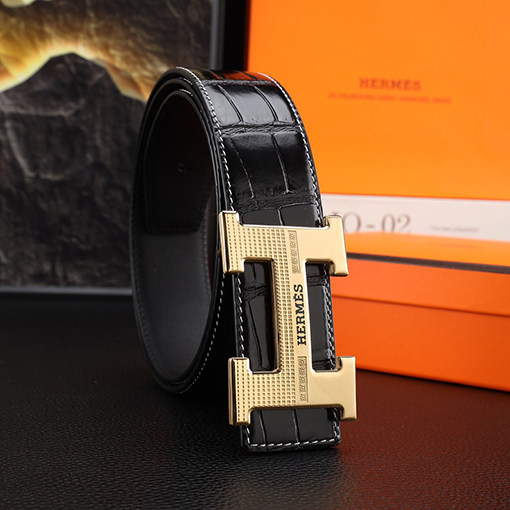 エルメス 新モデルメンズパンチングベルト