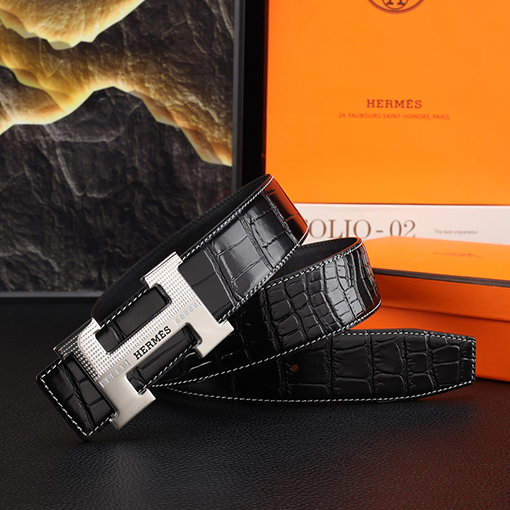 エルメス 新モデルメンズパンチングベルト