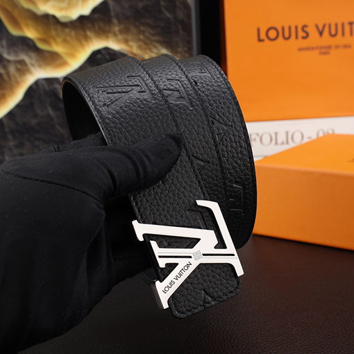 ルイヴィトンブランドコピー ファッショナブルなクラシックメンズパンチングベルト