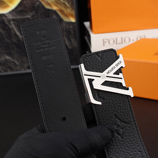 ルイヴィトンブランドコピー ファッショナブルなクラシックメンズパンチングベルト