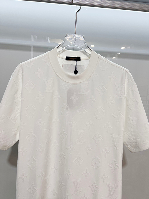 ルイヴィトン クラシックな全面モノグラムクローバーロゴジャカード半袖Tシャツ