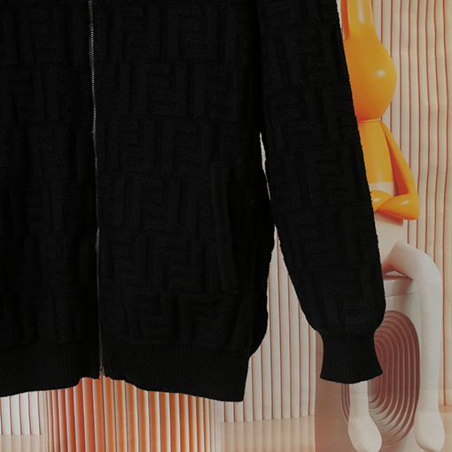 フェンディブランドコピー 人気のニットカーディガン