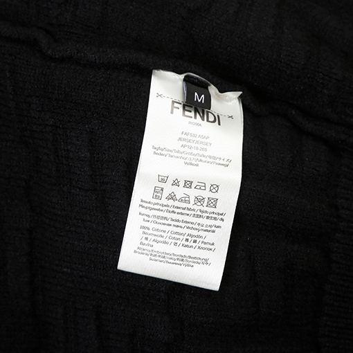 フェンディブランドコピー 人気のニットカーディガン