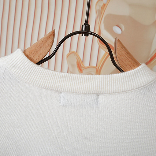 フェンディブランドスーパーコピー FENDl 人気のロゴジャカードニットクルーネックセーター