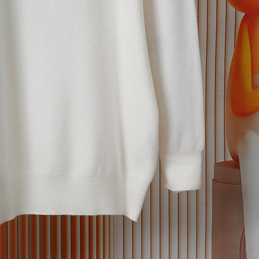 フェンディブランドスーパーコピー FENDl 人気のロゴジャカードニットクルーネックセーター