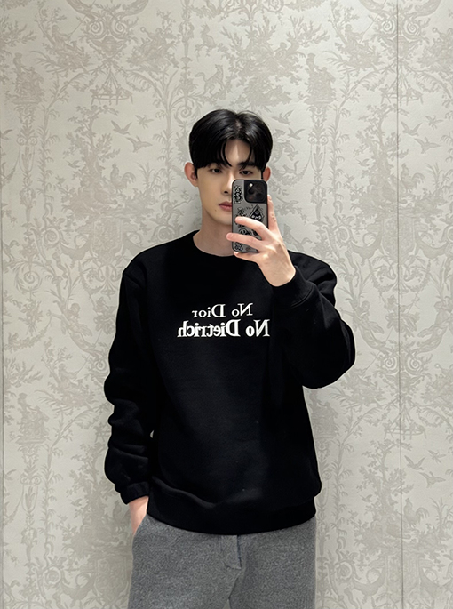 ディオール Dior 刺繍入りレタークルーネック スウェットシャツ