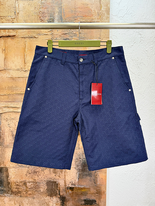 グッチ キャンバス地のカーゴショーツ