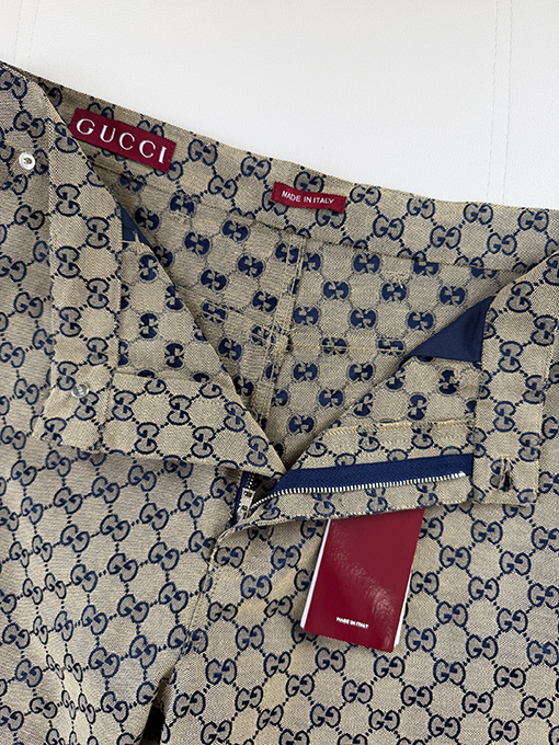 グッチ キャンバス地のカーゴショーツ