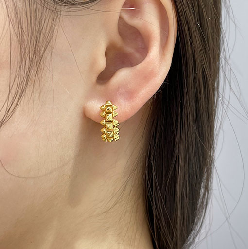 カルティエブランドスーパーコピー CNC スタイリッシュなミニ弾丸型ピアス