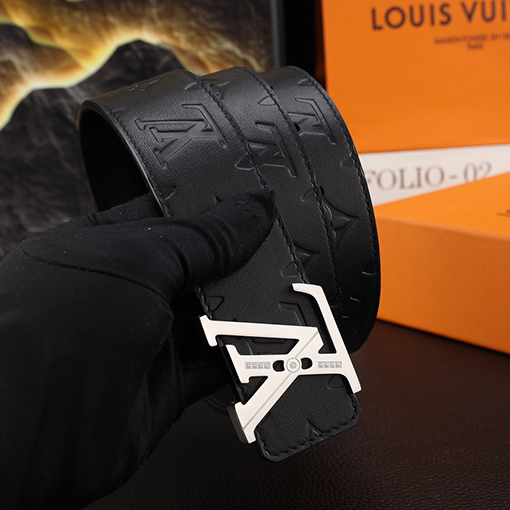 ルイヴィトンコピー メンズパンチングベルト