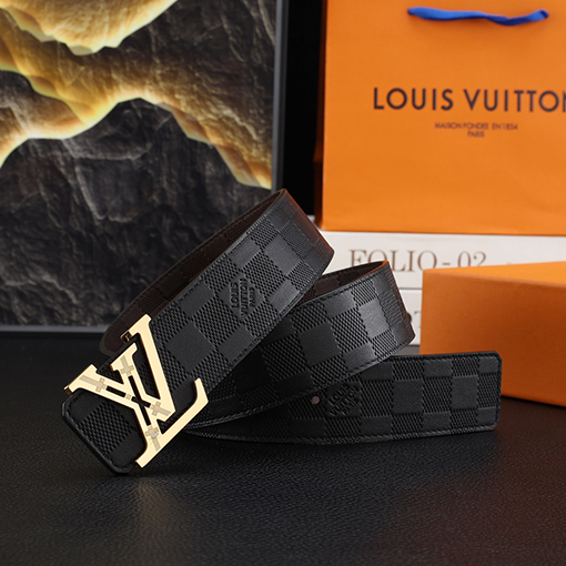 ルイヴィトンスーパーコピー 新モデルクラシックなメンズパンチングベルト
