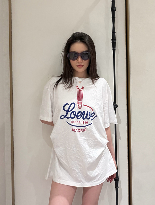 ロエベコピー 春のファッションショーラウンドネック半袖Tシャツ