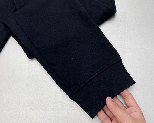 グッチスーパーコピー Gucci 最新のトレンドパーカーとパンツのセット