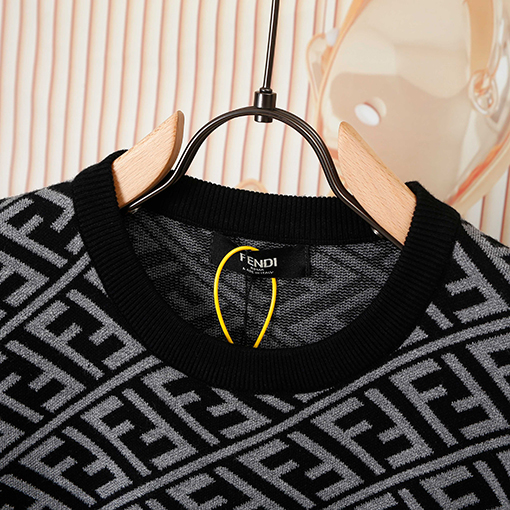 フェンディコピー フルレングスのダブルFラウンドネックニットセーター