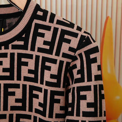 フェンディ 秋冬ジャカード織りラウンドネックニットセーター