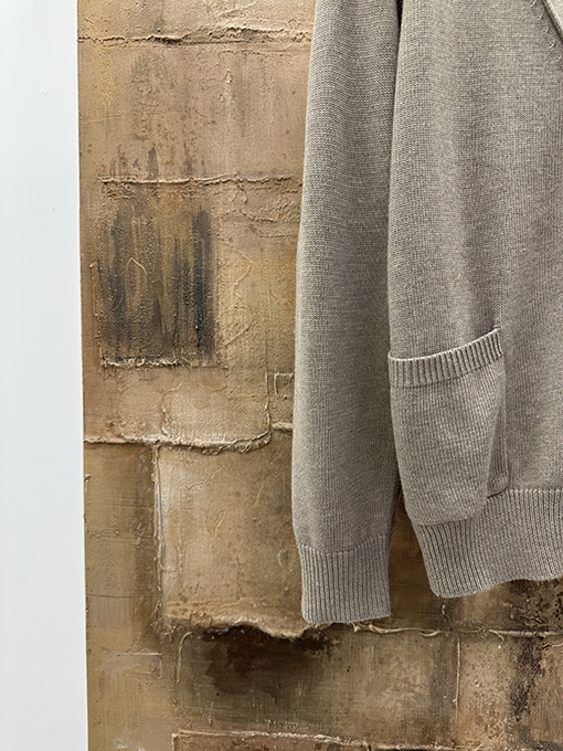 ボッテガヴェネタブランドコピー 新モデルパッチワークのカシミヤ混ニットカーディガン