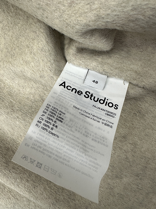 アクネストゥディオズブランドスーパーコピー カシミヤのジップアップジャケット
