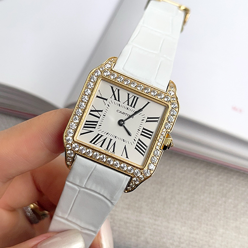 カルティエコピー クラシックなレザーストラップ