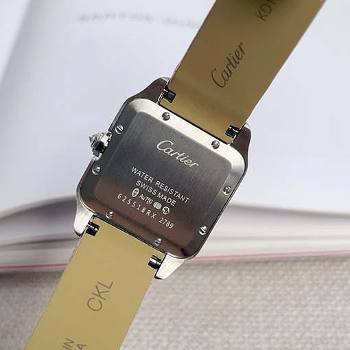 カルティエ 新モデルクラシックなレザーストラップ