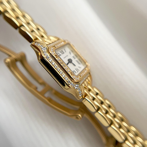 カルティエスーパーコピー レディースパンサーシリーズの腕時計