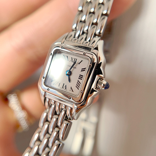 カルティエ 新モデルレディースパンサーシリーズの腕時計