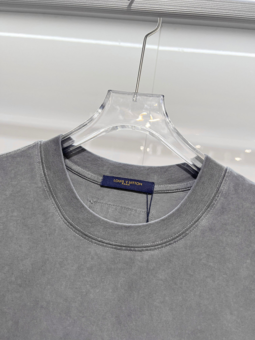 ルイヴィトン ダメージパッチワーク刺繍ロゴ入り半袖Tシャツ