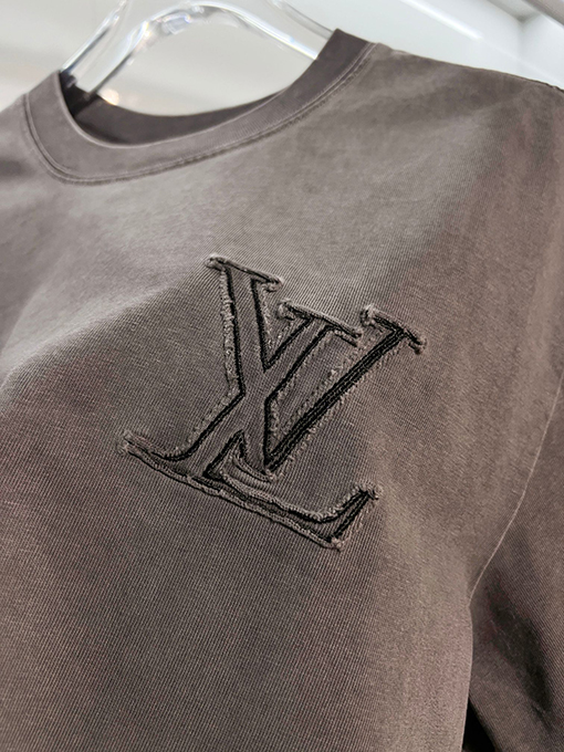 ルイヴィトン ダメージパッチワーク刺繍ロゴ入り半袖Tシャツ