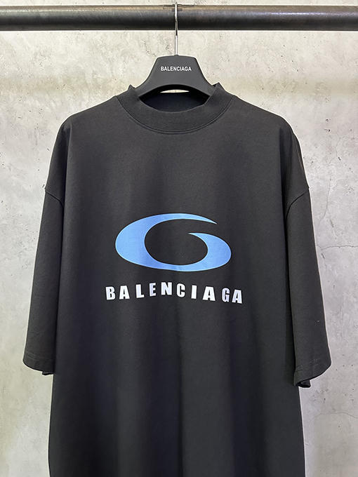 バレンシアガ Balenciaga ランウェイロゴプリント半袖Tシャツ