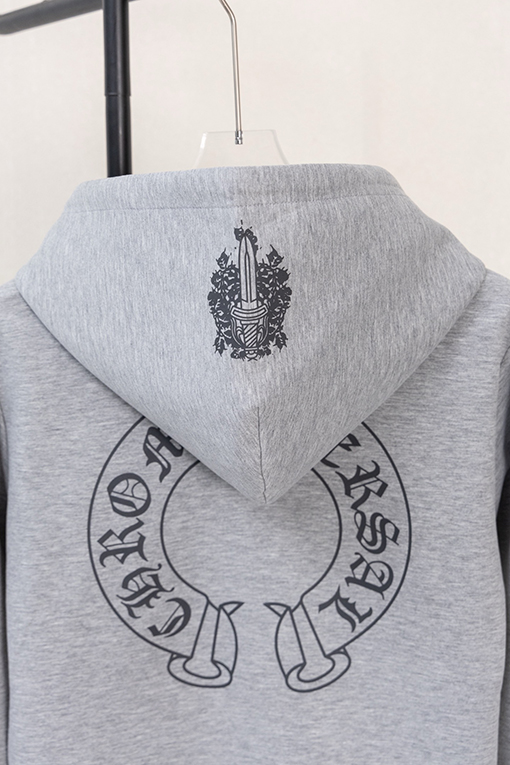 クロムハーツブランドコピー 馬蹄形の袖に文字プリントのドローストリング付きジップアップフードジャケット