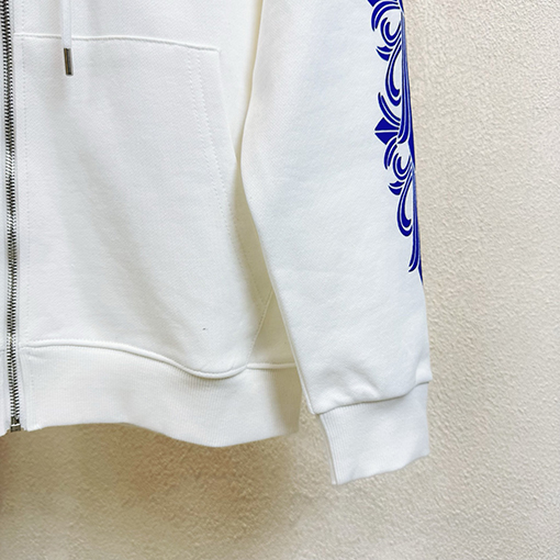 クロムハーツブランドスーパーコピー 大きな舌と麒麟の腕のプリントが入ったジッパー付きフードジャケット