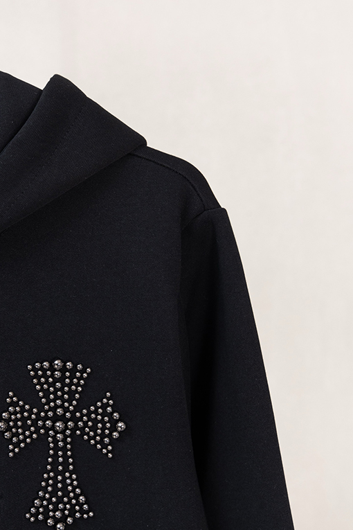 クロムハーツ パールがあしらわれた十字架の刺繍りフード付きジップアップスウェットシャツ