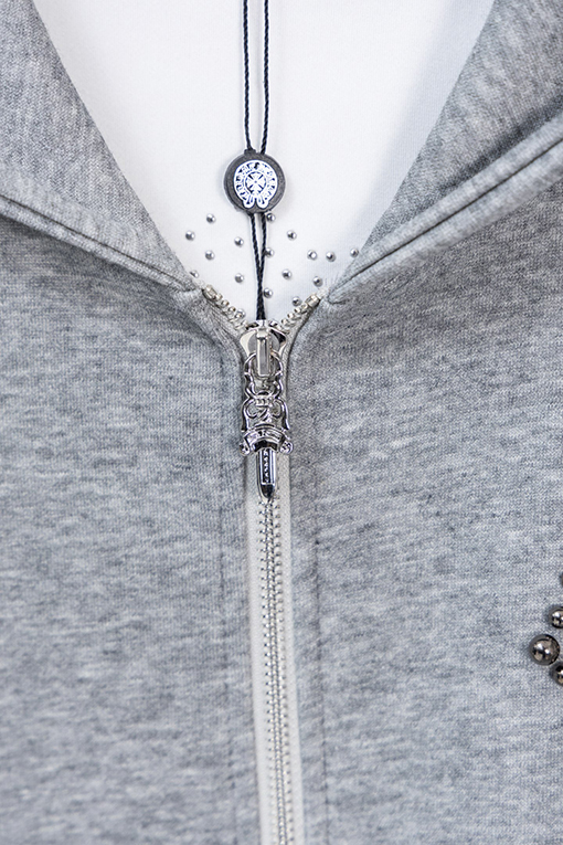 クロムハーツ パールがあしらわれた十字架の刺繍りフード付きジップアップスウェットシャツ