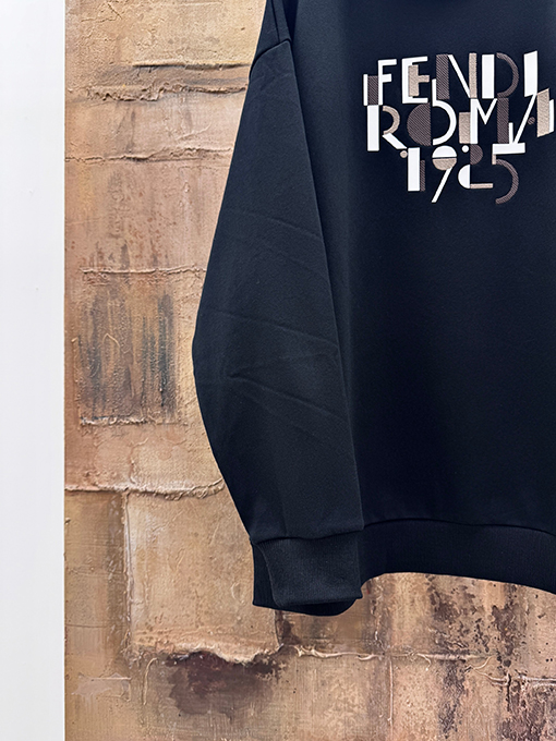 フェンディスーパーコピー レタープリントパーカー