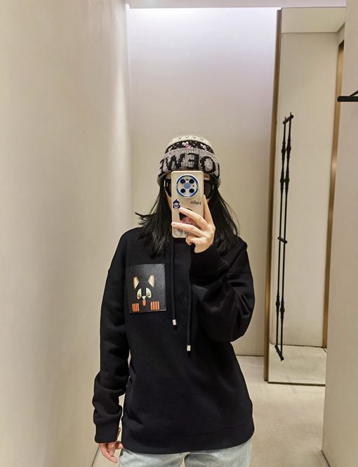 ロエベブランドコピー コラボレーションレザーパッチポケットパーカー