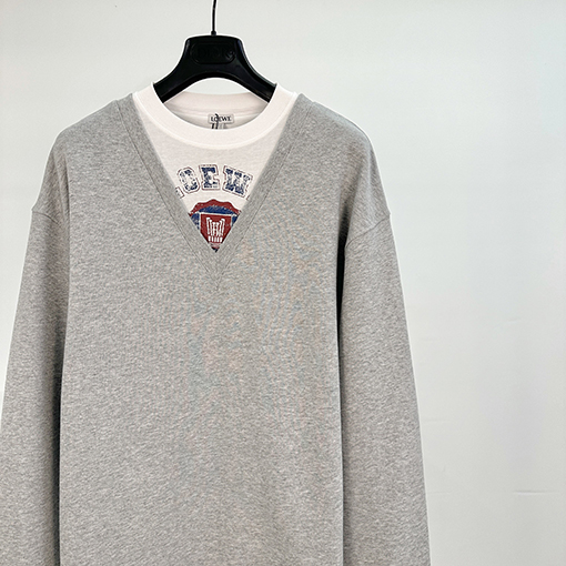 ロエベ フェイクツーピースクルーネックのスウェットシャツ