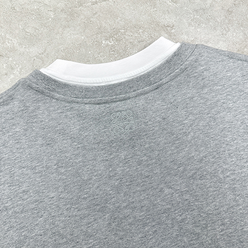 ロエベ フェイクツーピースクルーネックのスウェットシャツ